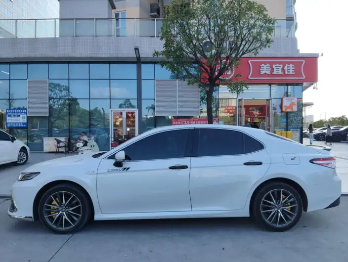 Toyota Camry 2021 Model Hybrid 2.5HG Deluxe Edition