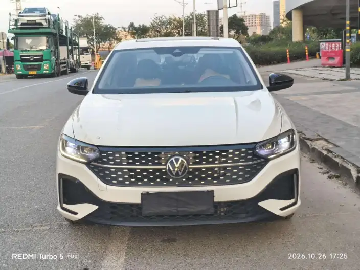 Volkswagen Lavida 2023 Model 300TSI DSG Starry Sky Manyi Edition – фото 2