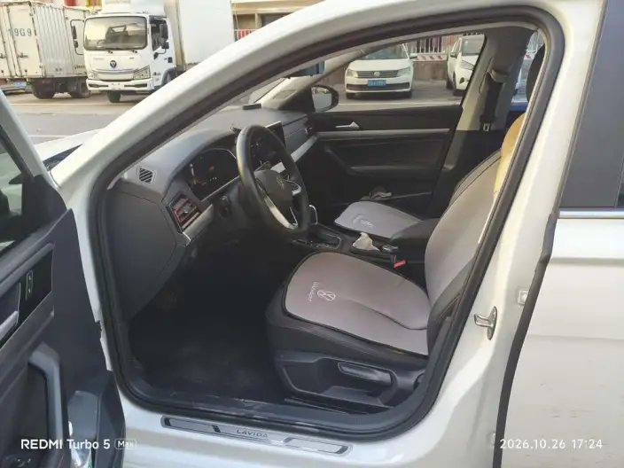 Volkswagen Lavida 2023 Model 300TSI DSG Starry Sky Manyi Edition – фото 8