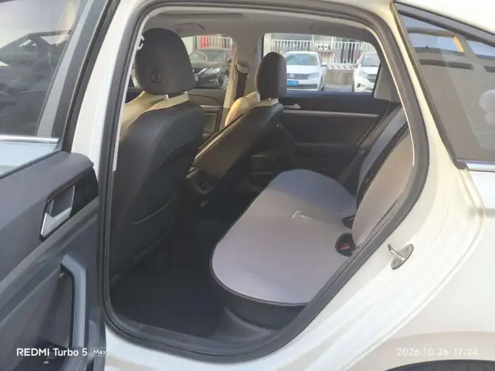 Volkswagen Lavida 2023 Model 300TSI DSG Starry Sky Manyi Edition – фото 9
