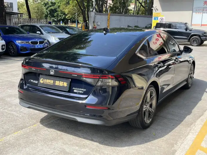 Honda Accord PHEV 2023 Model e:PHEV Ultimate Edition – фото 5