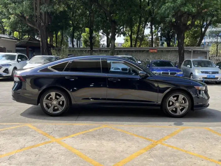 Honda Accord PHEV 2023 Model e:PHEV Ultimate Edition – фото 6