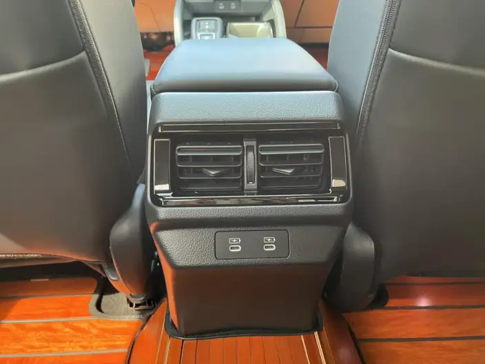 Honda Accord PHEV 2023 Model e:PHEV Ultimate Edition – фото 7