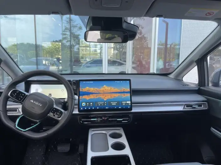 AION Y 2025 Model Plus 510 Smart Luxury Edition – фото 6