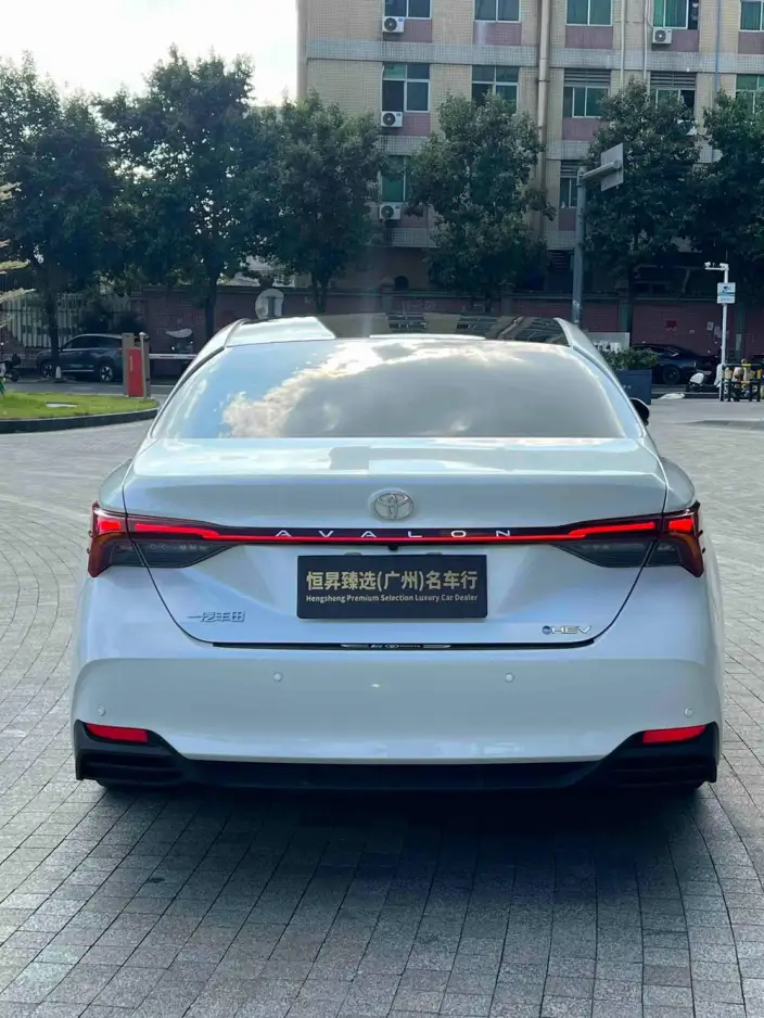 Toyota Avalon 2024 Model Intelligent Hybrid 2.0L E-CVT Deluxe Edition – фото 5