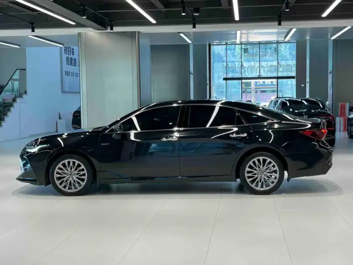 Toyota Avalon 2024 Model Intelligent Hybrid 2.5L E-CVT XLE Premium Edition