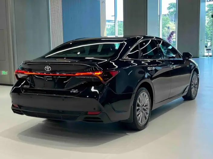 Toyota Avalon 2024 Model Intelligent Hybrid 2.5L E-CVT XLE Premium Edition – фото 6