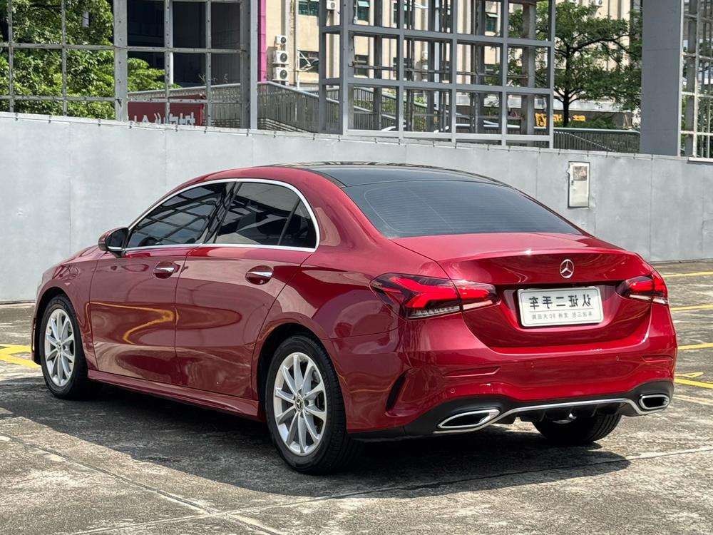 Mercedes-Benz A-class Модель 2020 года A 200 L Sports sedan – фото 5