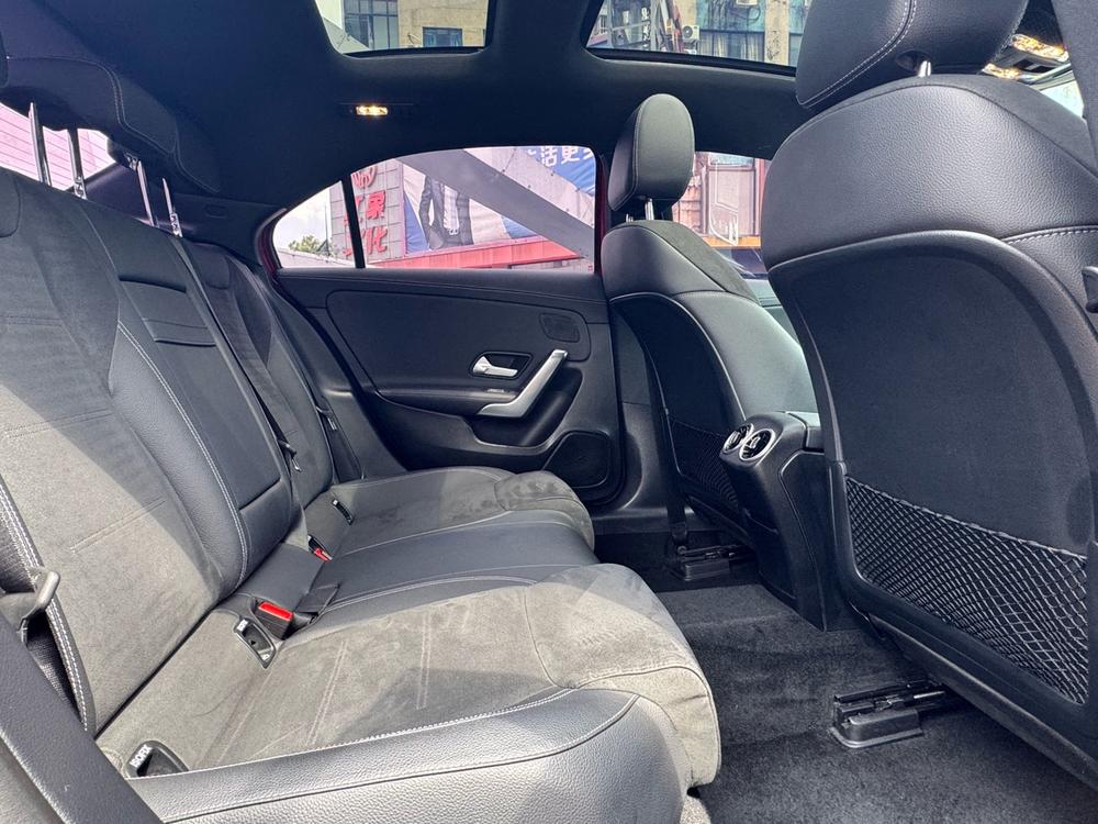 Mercedes-Benz A-class Модель 2020 года A 200 L Sports sedan – фото 12
