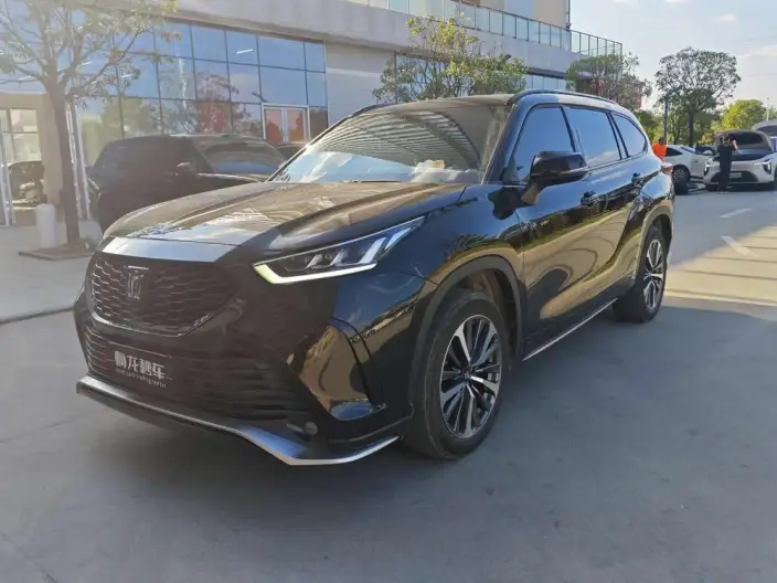 Crown Kluger 2024 Model Intelligent Hybrid 2.5L E-CVT 4WD Deluxe Edition