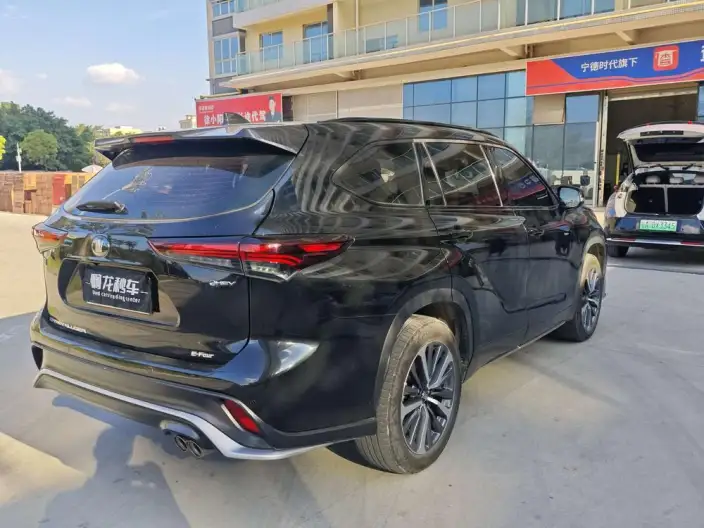 Crown Kluger 2024 Model Intelligent Hybrid 2.5L E-CVT 4WD Deluxe Edition – фото 6
