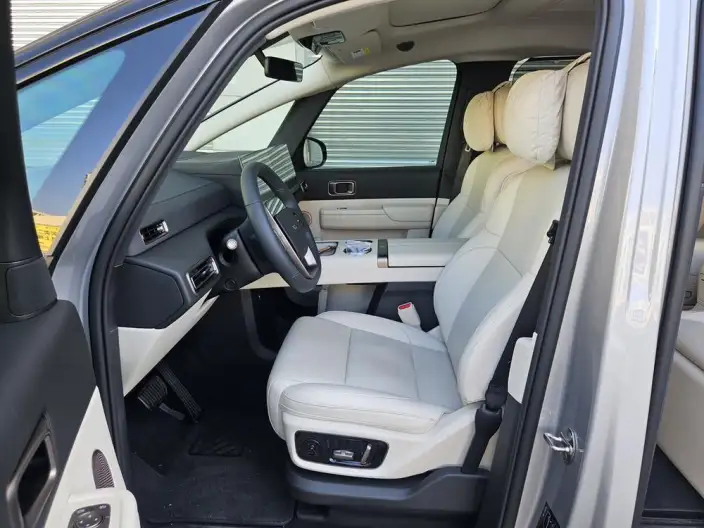 Li Auto MEGA 2025 Model Home Family Special Edition – фото 10
