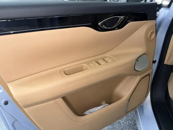 GAC Trumpchi E8 PHEV 2026 Model Ultra Edition – фото 9