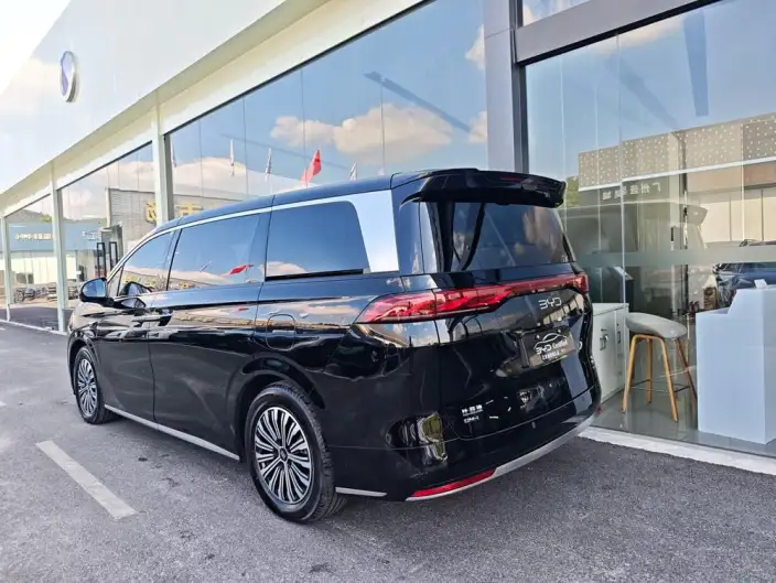 Xia 2025 Model DM-i 180KM Excellence Model