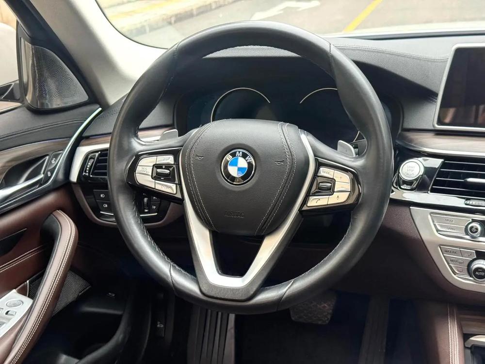 BMW 5 Series Модель 2018 года комплектация 530Li Leading Luxury Set – фото 6