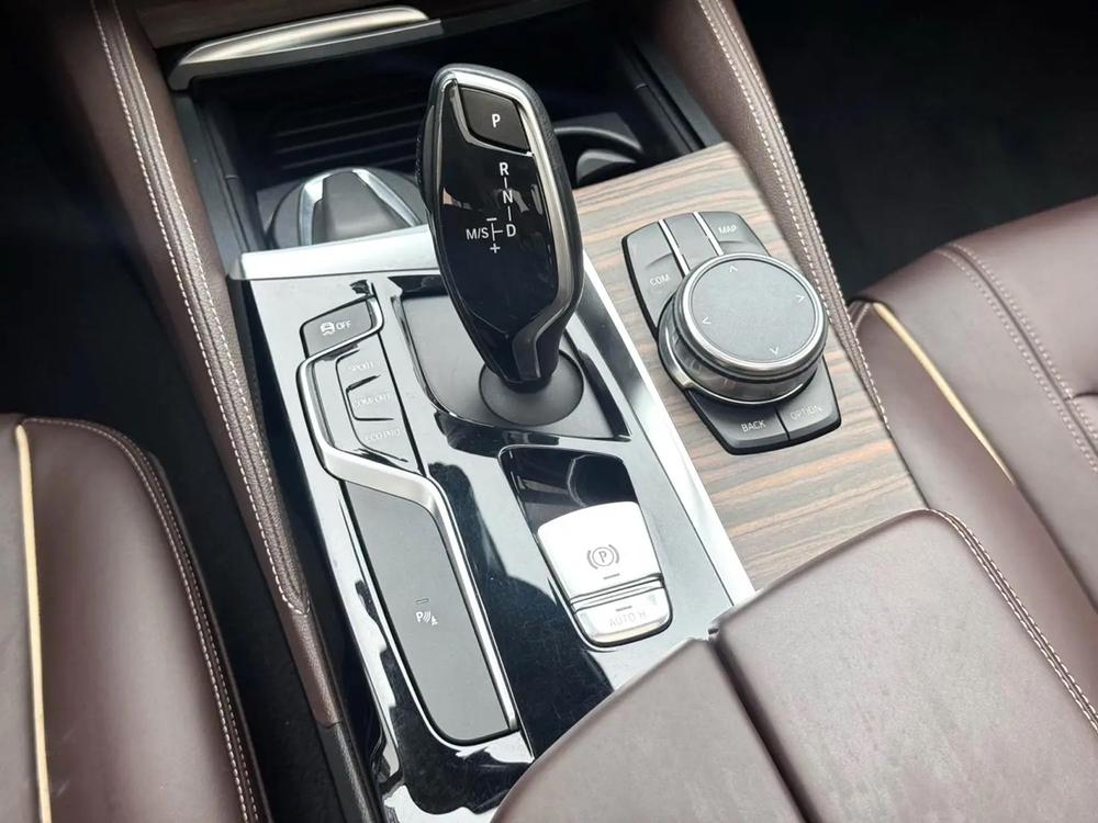 BMW 5 Series Модель 2018 года комплектация 530Li Leading Luxury Set – фото 7