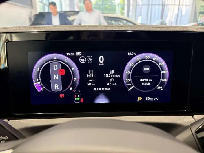 Volkswagen Tiguan L 2026 Model Pro 380TSI 4WD R-Line Zhizun Edition – фото 9