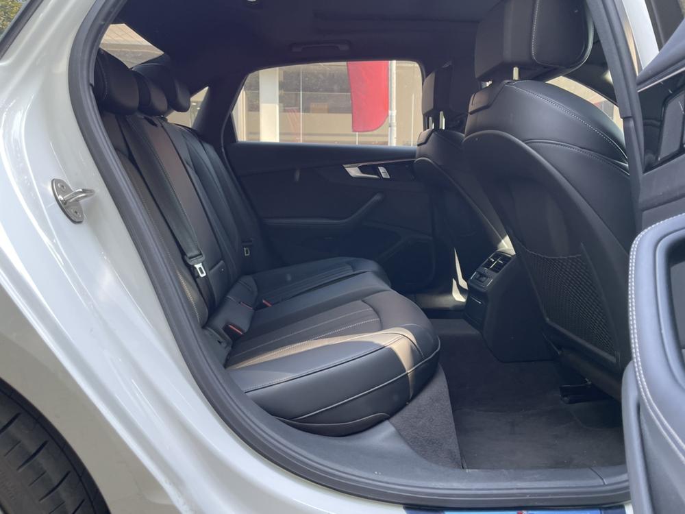 Audi A4 L 2024 40 TFSI Luxury Sport – фото 15