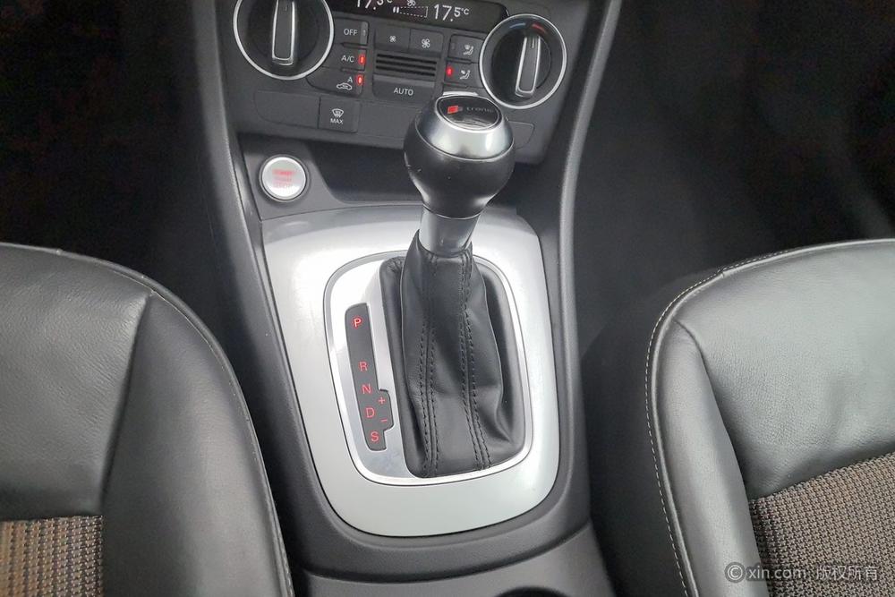 Audi Q3 2016 30 TFSI Style – фото 15