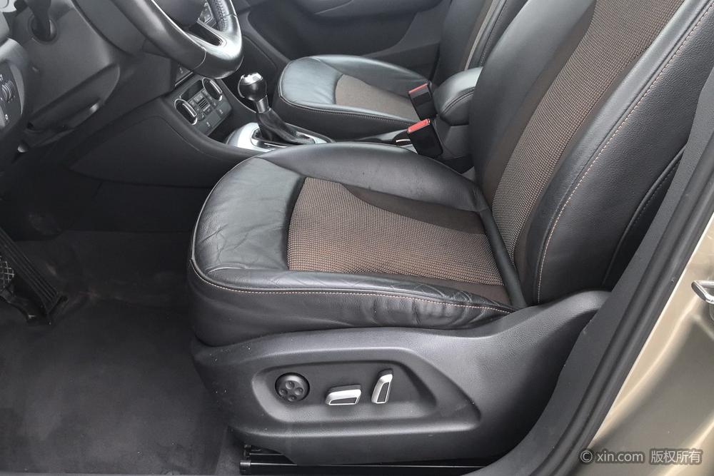 Audi Q3 2016 30 TFSI Style – фото 18