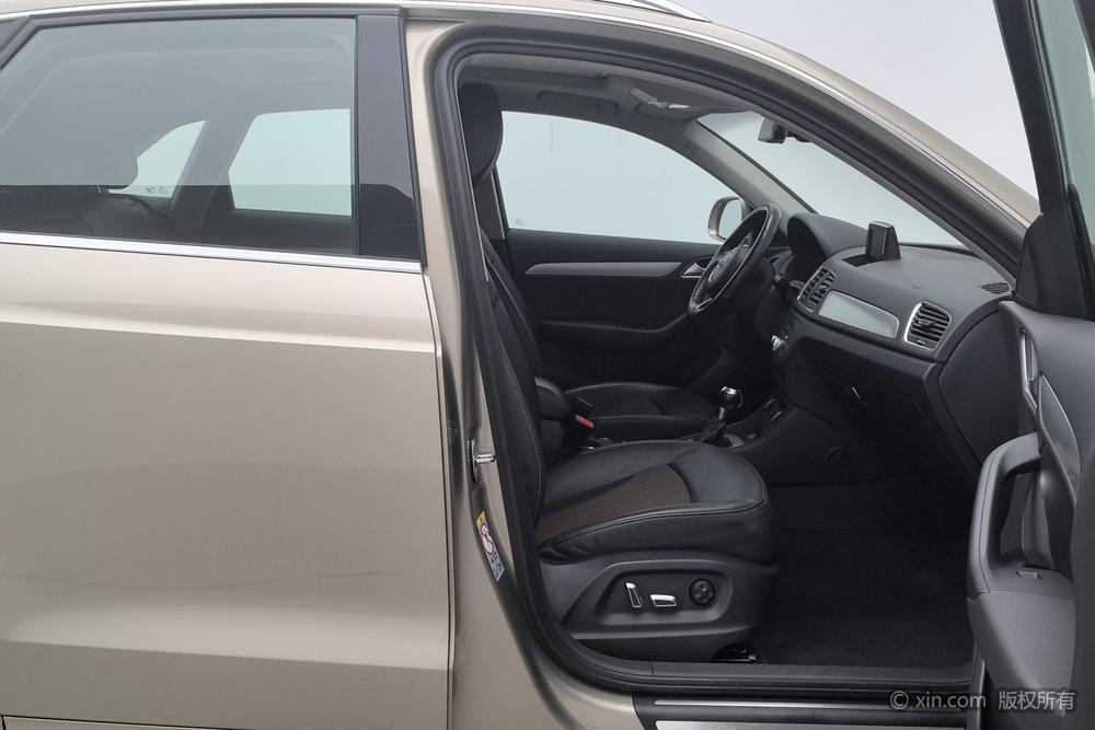 Audi Q3 2016 30 TFSI Style – фото 24