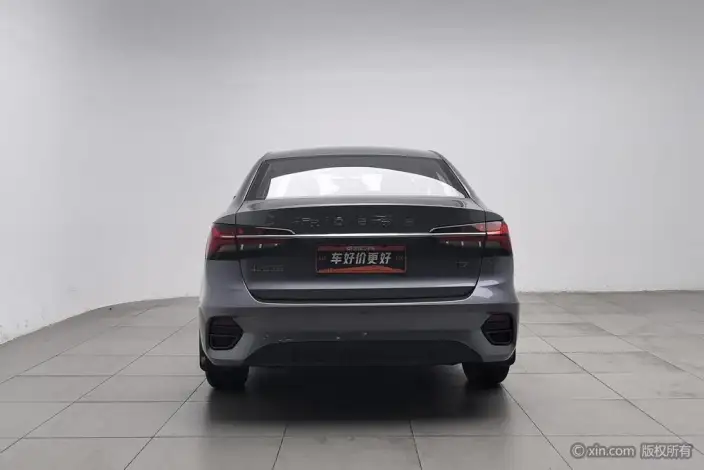 Roewe i5 2021 Model 1.5L Manual Platinum edition