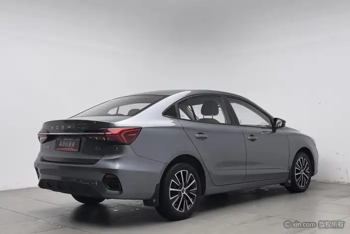 Roewe i5 2021 Model 1.5L Manual Platinum edition