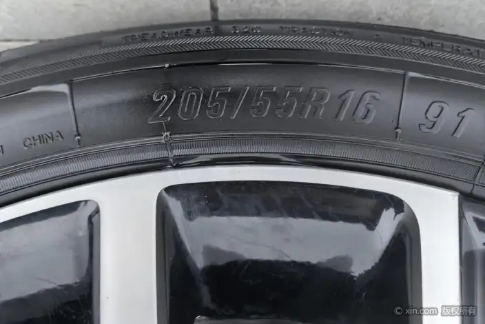 Roewe i5 2021 Model 1.5L Manual Platinum edition – фото 9