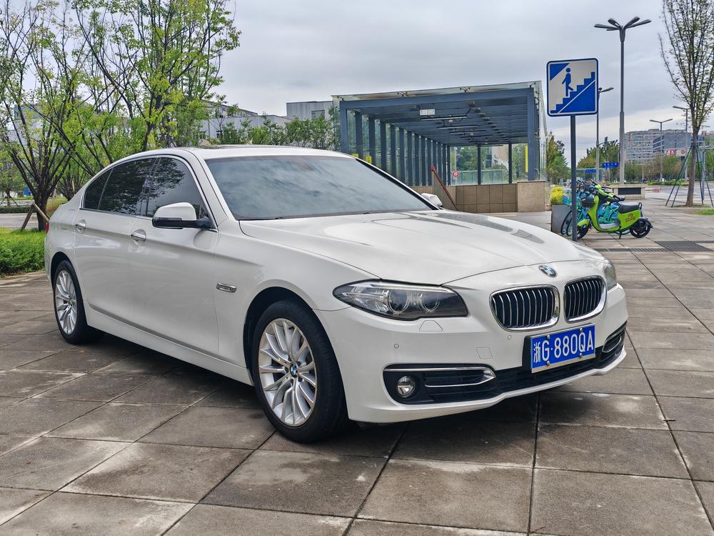 BMW 5 Series 2014 525Li Luxury Design Package – фото 3