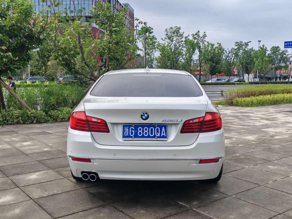 BMW 5 Series 2014 525Li Luxury Design Package – фото 5