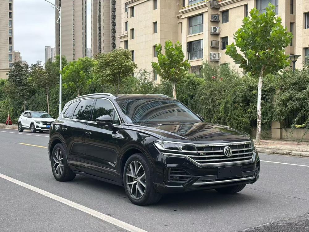 Volkswagen Touareg 2019 3.0TSI R-Zhi China V – фото 3