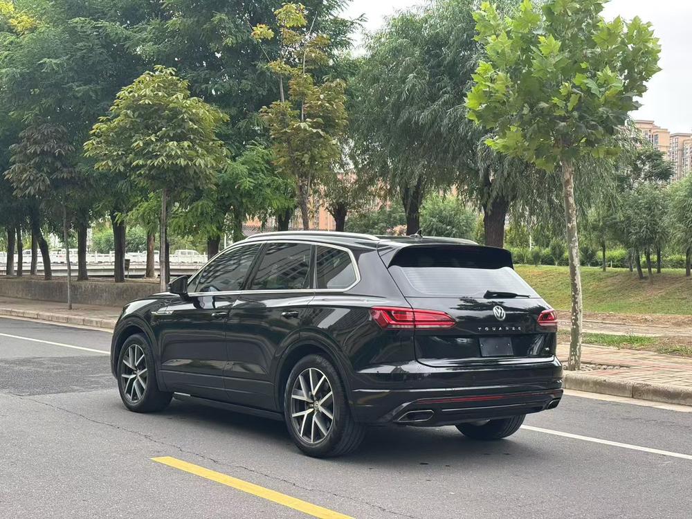 Volkswagen Touareg 2019 3.0TSI R-Zhi China V – фото 4