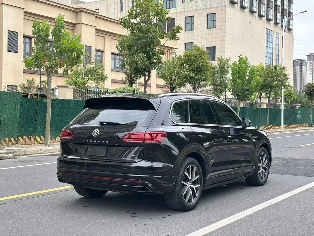 Volkswagen Touareg 2019 3.0TSI R-Zhi China V – фото 6