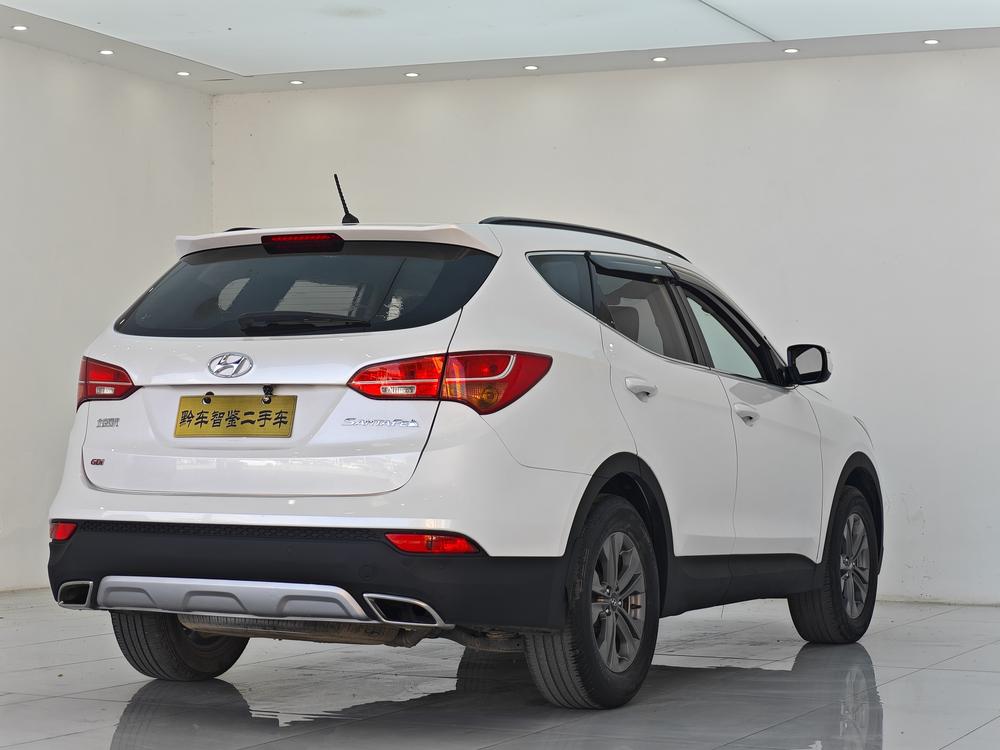 Hyundai Santa Fe 2015 модификация 2.0T автоматическое 2WD Intelligent 5 seat – фото 7