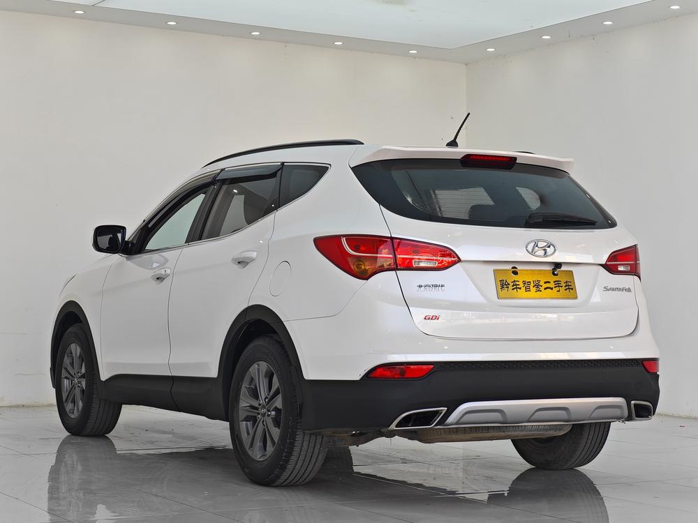 Hyundai Santa Fe 2015 модификация 2.0T автоматическое 2WD Intelligent 5 seat – фото 5