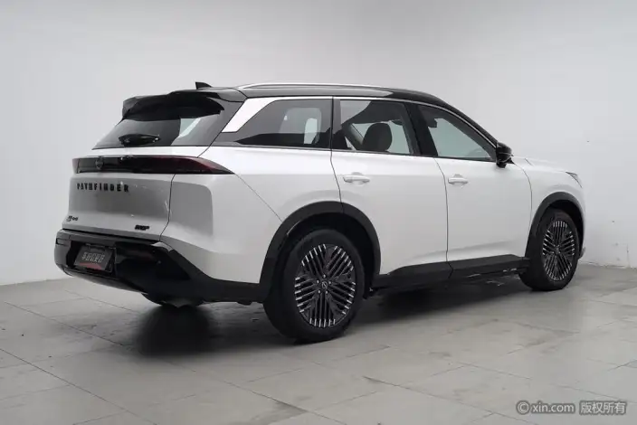 Nissan Pathfind 2024 Model 380VC-TURBO 4WD Smart Driving Edition VI seat