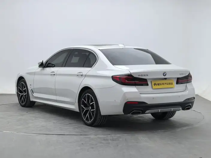 BMW 5 Series 2023 Model 530Li Exclusive Model M Sports Set – фото 5