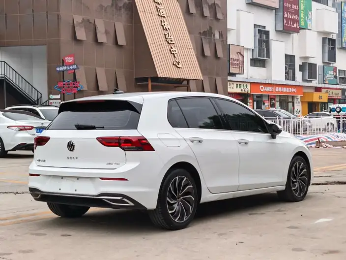 Volkswagen Golf 2021 Model 280TSI DSG Pro – фото 7