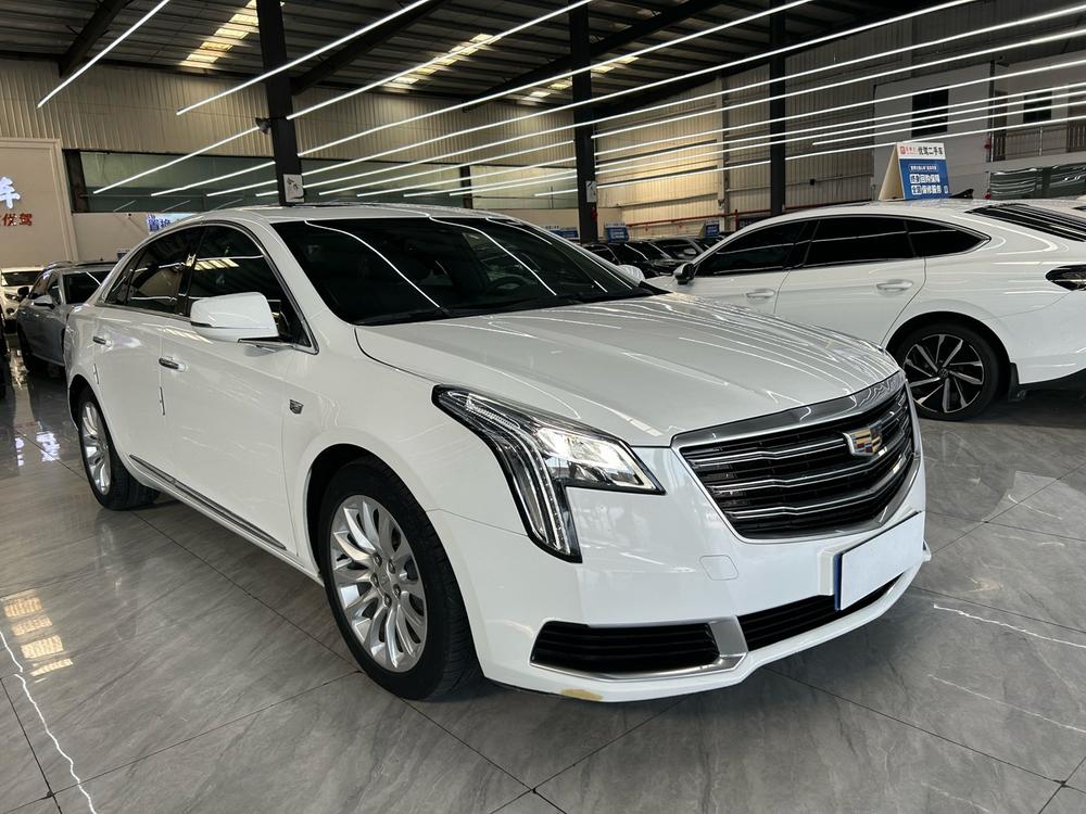 Cadillac XTS 2018 28T Elite – фото 3