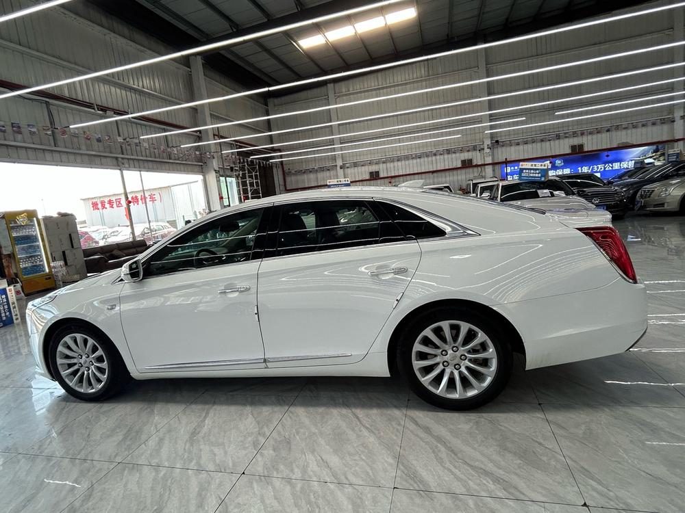 Cadillac XTS 2018 28T Elite – фото 4