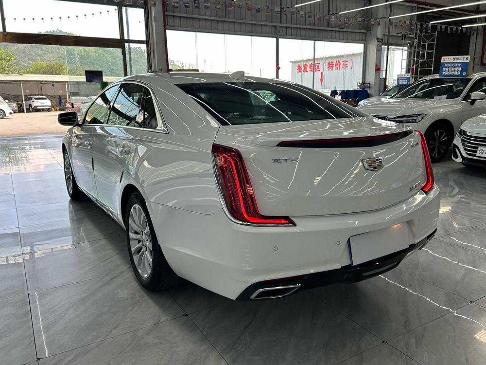 Cadillac XTS 2018 28T Elite – фото 5