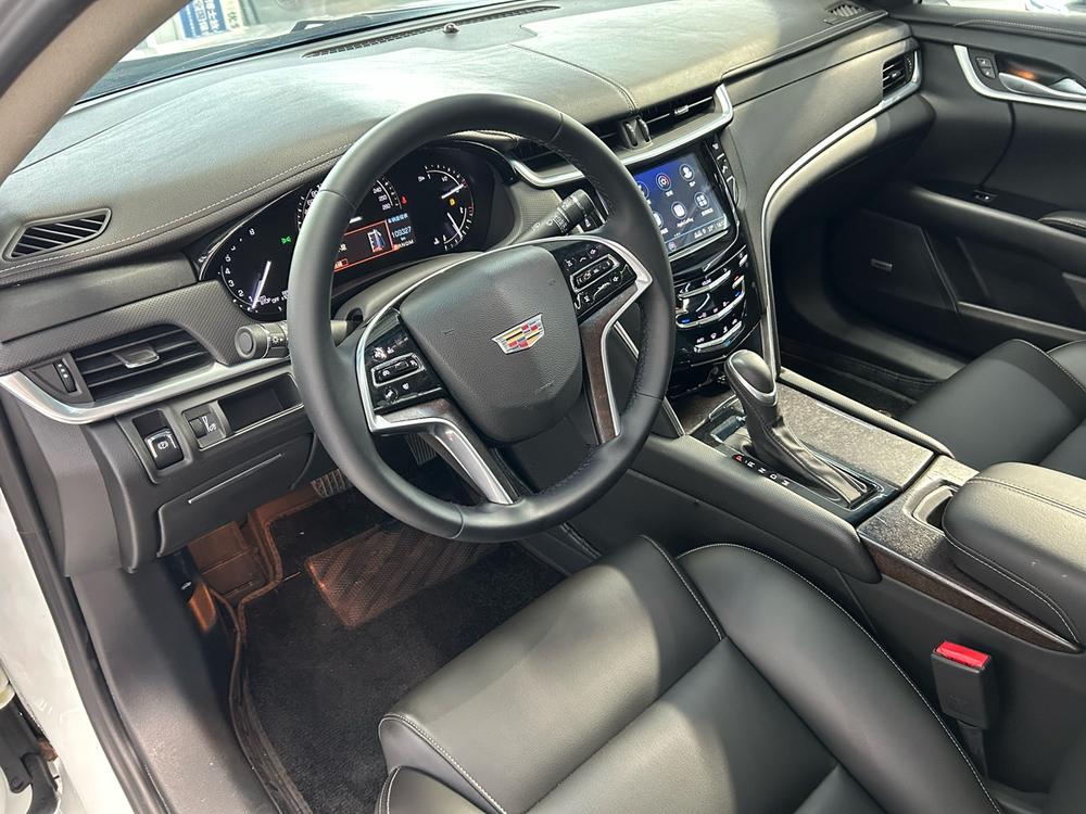 Cadillac XTS 2018 28T Elite – фото 11