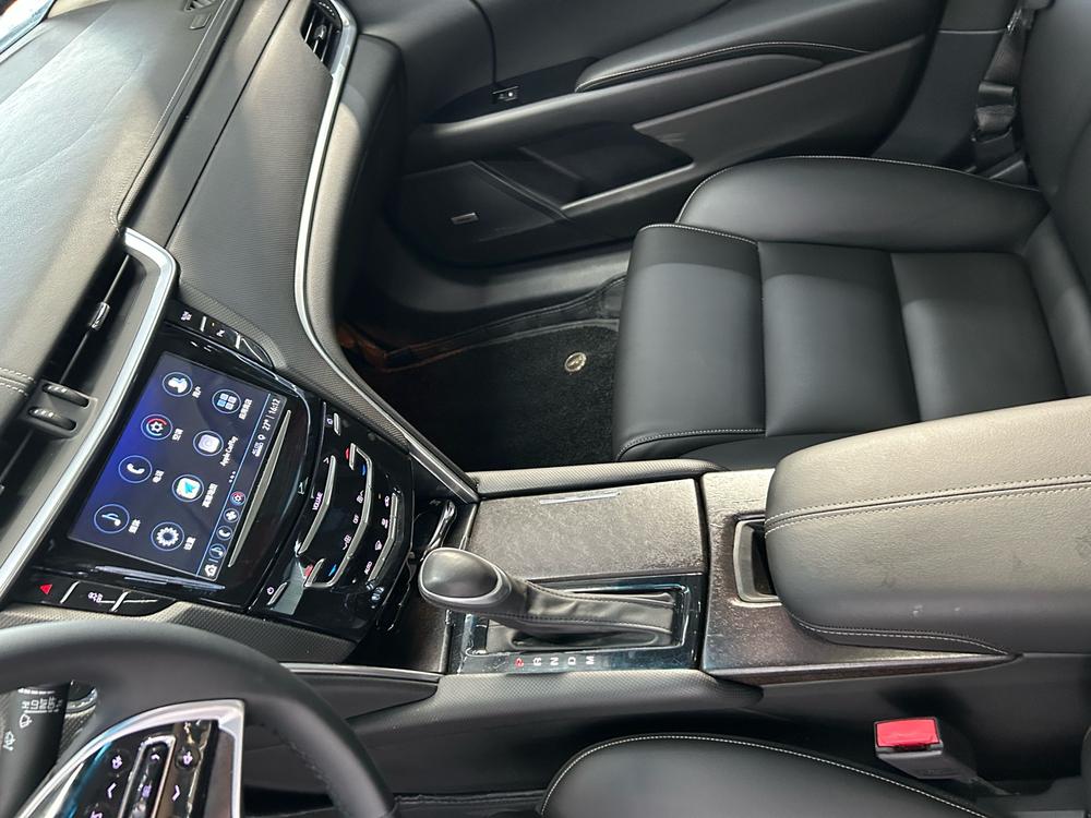 Cadillac XTS 2018 28T Elite – фото 12