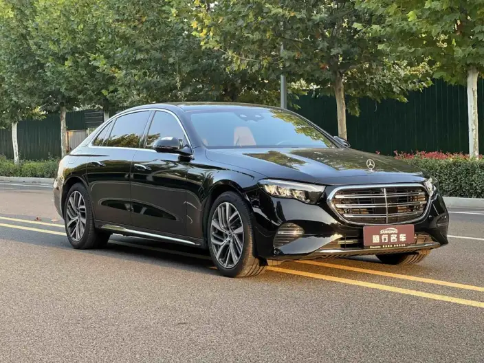 Mercedes-Benz E-Class 2025 Model E 300 L Fashion Model sedan – фото 3