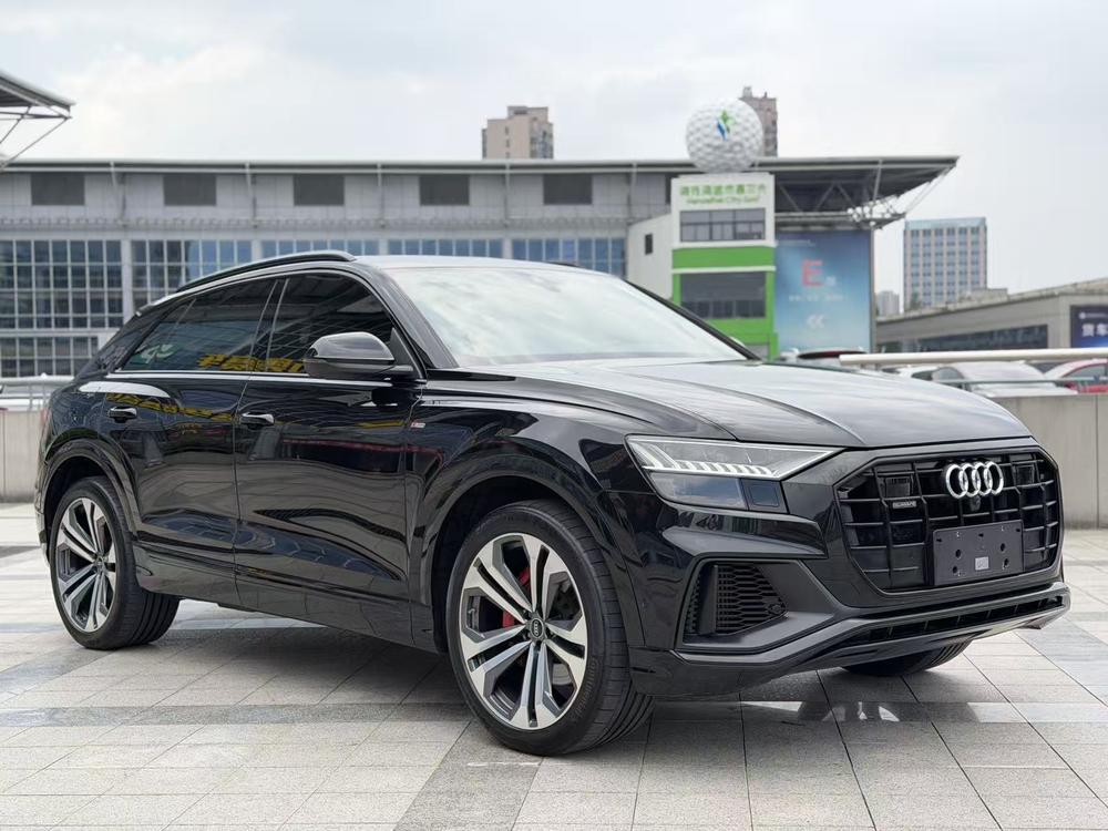 Audi Q8 2021 55 TFSI Premium Dynamic – фото 3