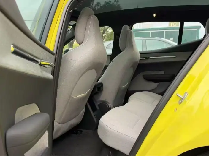 Volvo EX30 2025 Model Rear Drive Long Battery Life Pro Edition Ultra – фото 9
