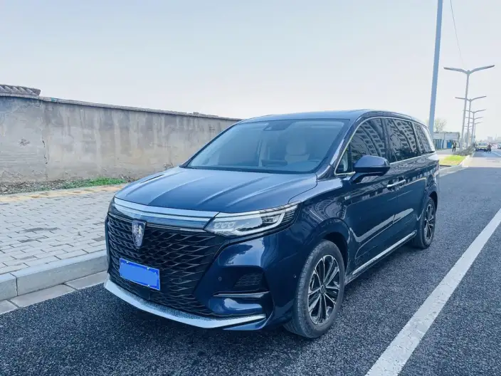Roewe iMAX8 2022 Model 400TGI Supreme Edition