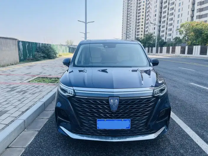 Roewe iMAX8 2022 Model 400TGI Supreme Edition
