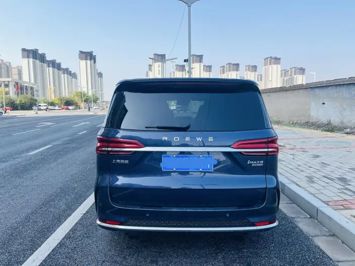 Roewe iMAX8 2022 Model 400TGI Supreme Edition