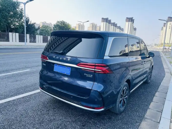 Roewe iMAX8 2022 Model 400TGI Supreme Edition – фото 5